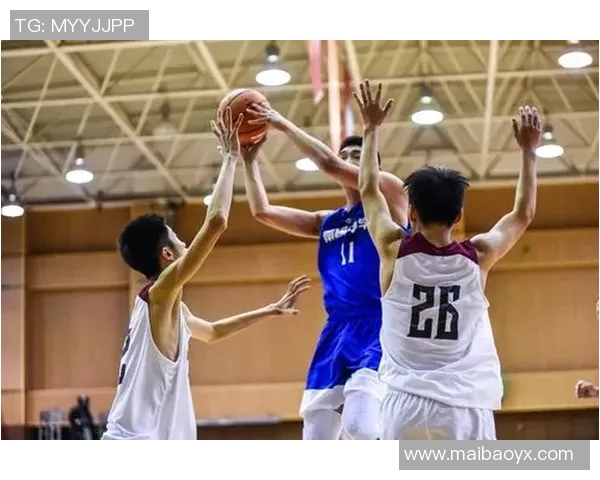 篮球明星石一童的成长之路与篮球梦想的追逐历程